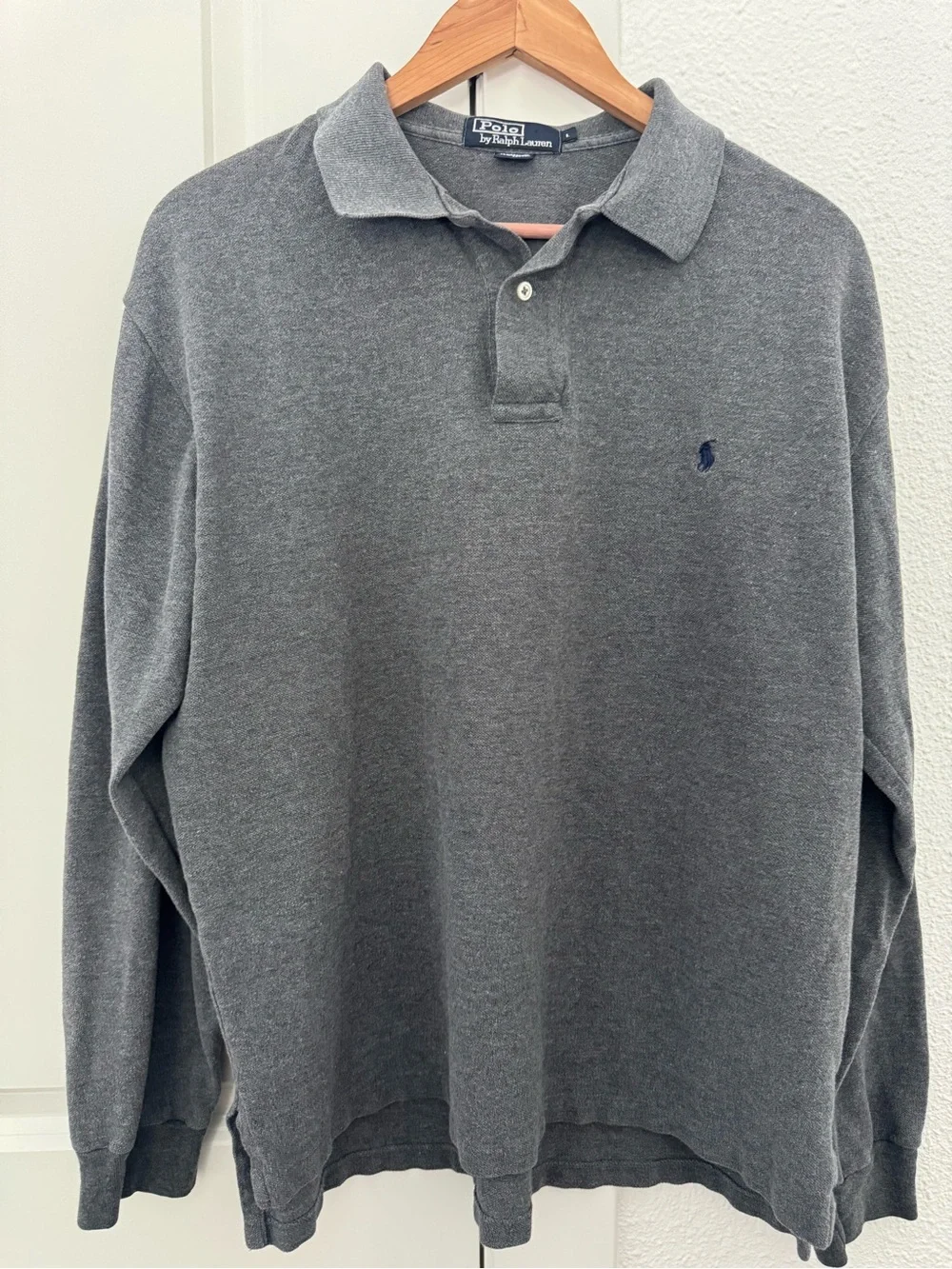 Polo by Ralph Lauren Men's Customs Fit Long-Sleeve Polo in Heather Gray S-Large